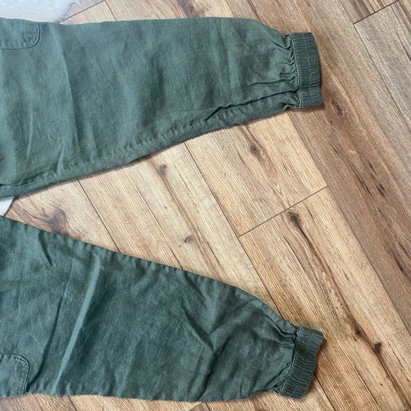Nicole Miller New York women's linen jogger pants in a solid green - Picture 9 of 9